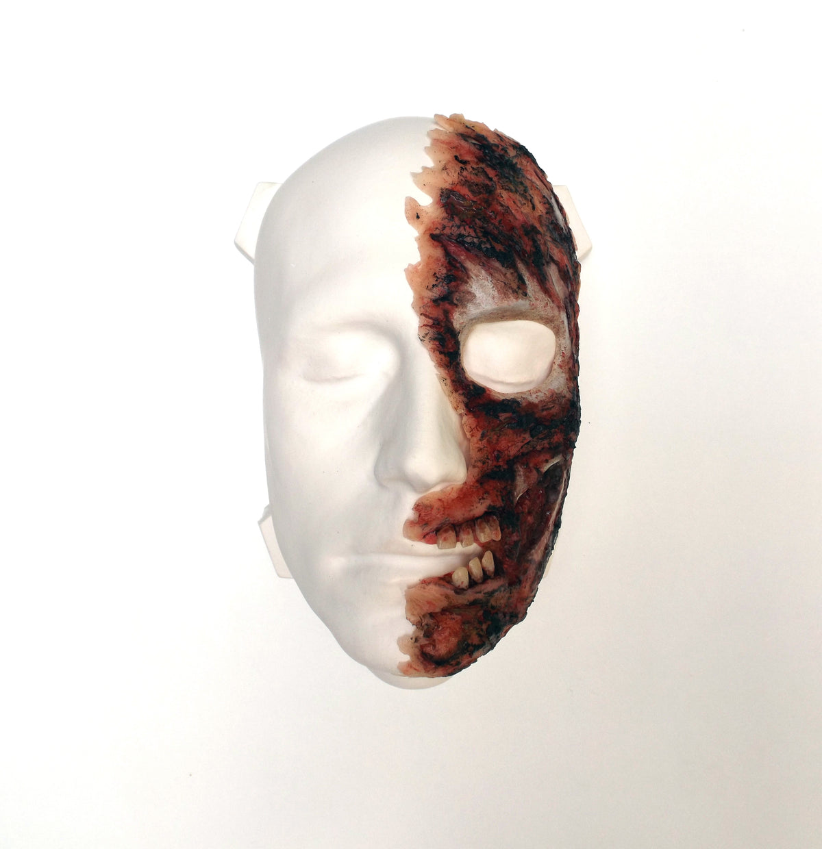 Realistic Two-Face Half Mask – Comic Villain Split-Face Cosplay & FX Prosthetic